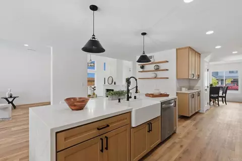 Kitchen - 1416 Eastview Ct, Oceanside, CA 92056 photo 5 of 7