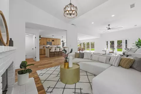 Living - 1416 Eastview Ct, Oceanside, CA 92056 photo 6 of 8