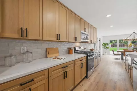 Kitchen - 1416 Eastview Ct, Oceanside, CA 92056 photo 3 of 7