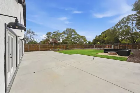 Exterior - 1416 Eastview Ct, Oceanside, CA 92056 photo 7 of 11