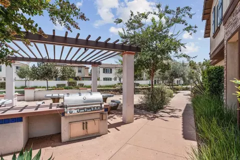 Exterior - 4136 Sitio Flor, Oceanside, CA 92057 photo 2 of 2