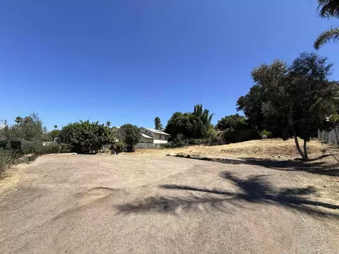 Exterior - 880 Stevens Ave, Solana Beach, CA 92075 photo 13 of 14