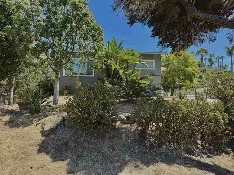 Exterior - 880 Stevens Ave, Solana Beach, CA 92075 photo 1 of 14