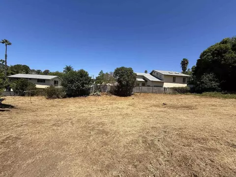 Exterior - 880 Stevens Ave, Solana Beach, CA 92075 photo 11 of 14