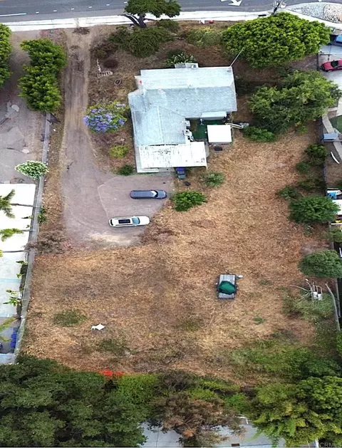 View/Area - 880 Stevens Ave, Solana Beach, CA 92075 photo 3 of 4