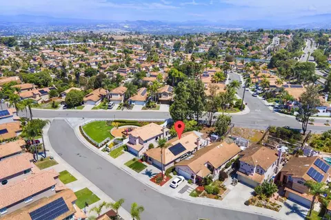 View/Area - 1721 Corte Viejo, Oceanside, CA 92056 photo 4 of 7