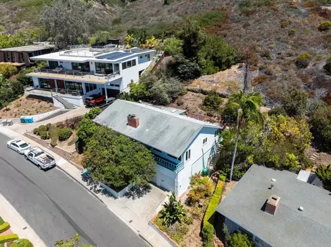 View/Area - 5825 Folsom Dr, La Jolla, CA 92037 photo 1 of 8