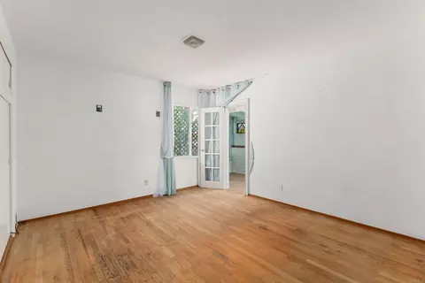 Bedroom - 5825 Folsom Dr, La Jolla, CA 92037 photo 5 of 6