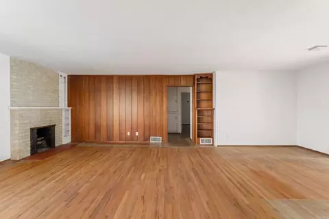 Living - 5825 Folsom Dr, La Jolla, CA 92037 photo 8 of 13