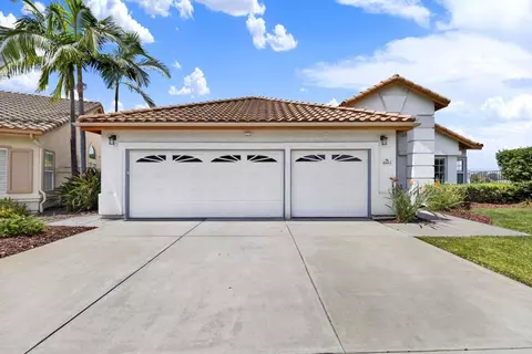 Exterior - 4964 Skyhawk Way, Oceanside, CA 92056 photo 2 of 10