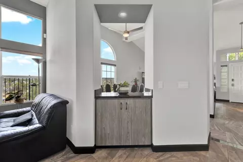 Entry Way - 4964 Skyhawk Way, Oceanside, CA 92056 photo 3 of 8