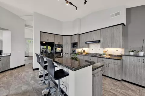 Kitchen - 4964 Skyhawk Way, Oceanside, CA 92056 photo 4 of 5