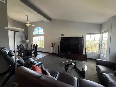 Living - 4964 Skyhawk Way, Oceanside, CA 92056 photo 2 of 3