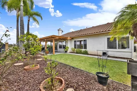 Exterior - 4964 Skyhawk Way, Oceanside, CA 92056 photo 8 of 10