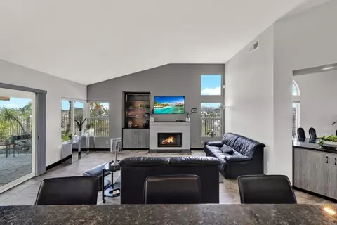 Living - 4964 Skyhawk Way, Oceanside, CA 92056 photo 8 of 8