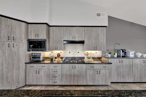 Kitchen - 4964 Skyhawk Way, Oceanside, CA 92056 photo 5 of 5