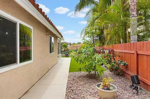 Exterior - 3735 Via Del Rancho, Oceanside, CA 92056 photo 12 of 17