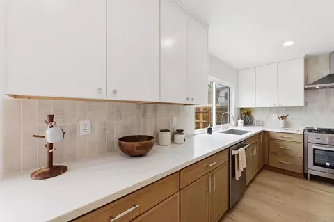 Kitchen - 1744 Village Run N, Encinitas, CA 92024 photo 1 of 9