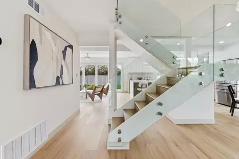 Entry Way - 1744 Village Run N, Encinitas, CA 92024 photo 2 of 5