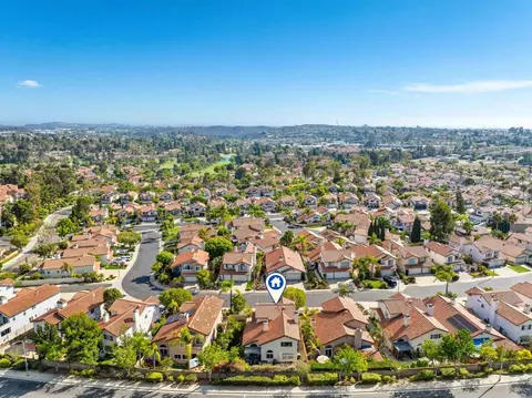 View/Area - 1523 Madrid Dr, Vista, CA 92081 photo 3 of 4