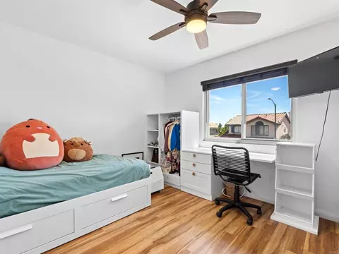 Bedroom - 1523 Madrid Dr, Vista, CA 92081 photo 4 of 6