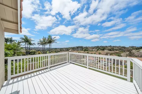 Exterior - 3361 Par Dr, Oceanside, CA 92056 photo 6 of 18