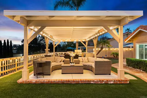 Exterior - 3361 Par Dr, Oceanside, CA 92056 photo 4 of 18