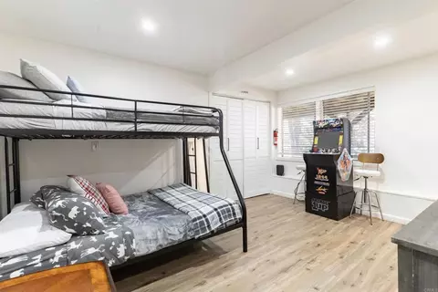 Bedroom - 131 E Aeroplane Blvd, Big Bear City, CA 92314 photo 7 of 11