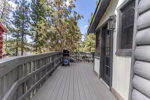 Exterior - 131 E Aeroplane Blvd, Big Bear City, CA 92314 photo 1 of 6