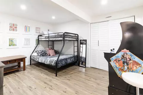 Bedroom - 131 E Aeroplane Blvd, Big Bear City, CA 92314 photo 5 of 11