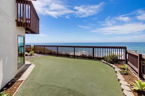Exterior - 1660 Neptune Ave, Encinitas, CA 92024 photo 7 of 13