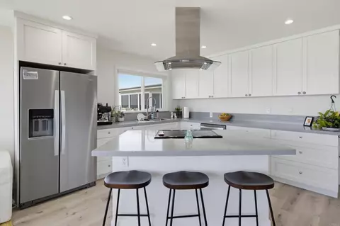 Kitchen - 1660 Neptune Ave, Encinitas, CA 92024 photo 2 of 2
