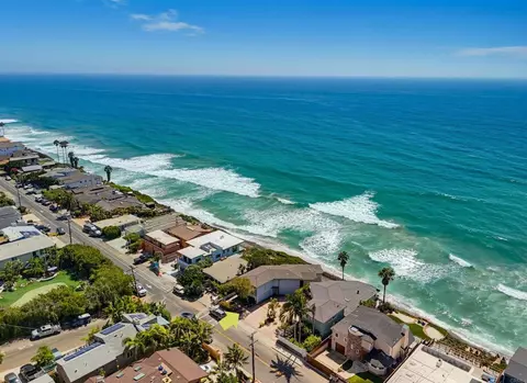 View/Area - 1660 Neptune Ave, Encinitas, CA 92024 photo 9 of 12