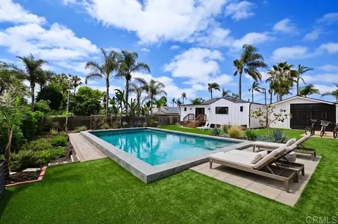 Exterior - 1319 Knowles Ave, Carlsbad, CA 92008 photo 3 of 15