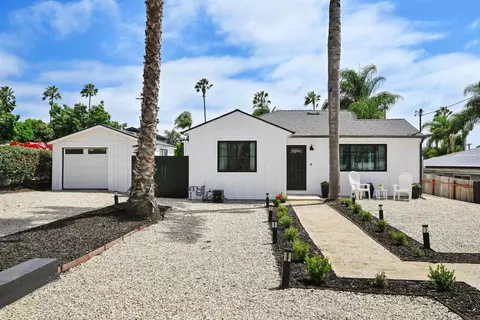Exterior - 1319 Knowles Ave, Carlsbad, CA 92008 photo 9 of 15