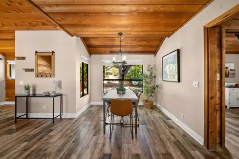 Dining - 2020 Winterwarm Dr, Fallbrook, CA 92028 photo 2 of 2