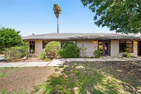Exterior - 2020 Winterwarm Dr, Fallbrook, CA 92028 photo 10 of 18