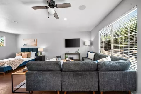Living - 2020 Winterwarm Dr, Fallbrook, CA 92028 photo 9 of 9