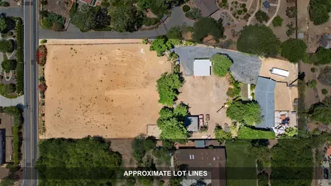 View/Area - 2020 Winterwarm Dr, Fallbrook, CA 92028 photo 4 of 9