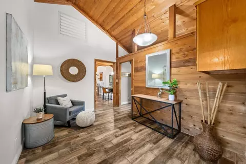 Entry Way - 2020 Winterwarm Dr, Fallbrook, CA 92028 photo 1 of 4