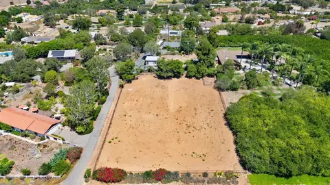 View/Area - 2020 Winterwarm Dr, Fallbrook, CA 92028 photo 9 of 9