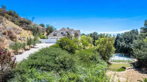 Exterior - 45562 La Cruz Dr, Temecula, CA 92590 photo 16 of 18