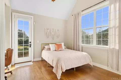 Bedroom - 45562 La Cruz Dr, Temecula, CA 92590 photo 3 of 7