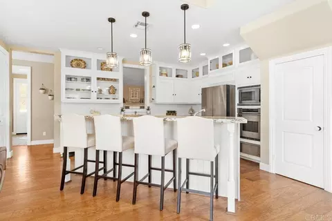 Kitchen - 45562 La Cruz Dr, Temecula, CA 92590 photo 3 of 4