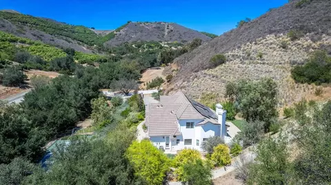 View/Area - 45562 La Cruz Dr, Temecula, CA 92590 photo 5 of 7