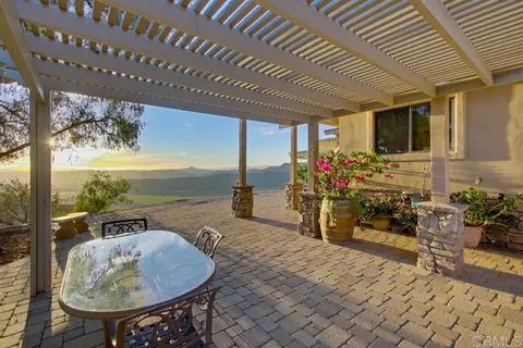 Exterior - 16850 Old Survey Rd, Escondido, CA 92025 photo 7 of 18