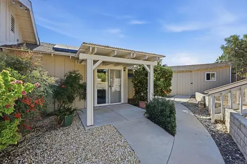 Exterior - 929 Pepper Tree Ln, Fallbrook, CA 92028 photo 5 of 16
