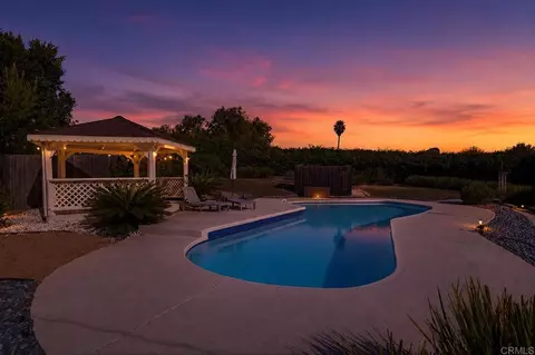 Exterior - 929 Pepper Tree Ln, Fallbrook, CA 92028 photo 14 of 16