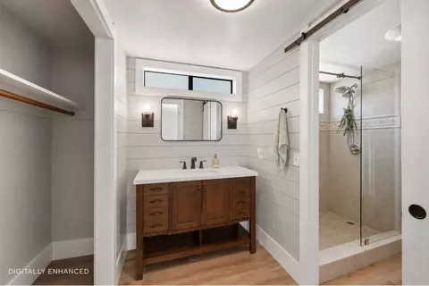 Bath - 929 Pepper Tree Ln, Fallbrook, CA 92028 photo 4 of 4