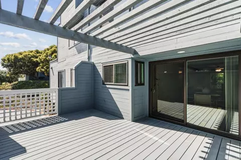 Exterior - 917 Intrepid Ct, Del Mar, CA 92014 photo 2 of 3